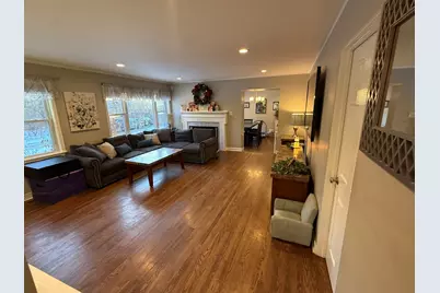 1044 S Ellsworth Avenue, Addison, IL 60101 - Photo 8