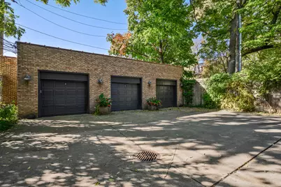 4224 N Hazel Street #3, Chicago, IL 60613 - Photo 32