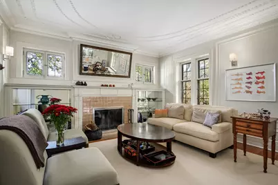 4224 N Hazel Street #3, Chicago, IL 60613 - Photo 6