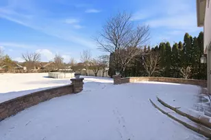 1305 Campbell St, Joliet, IL 60435 - Photo 28