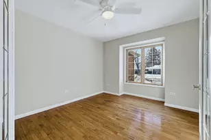 1305 Campbell St, Joliet, IL 60435 - Photo 12