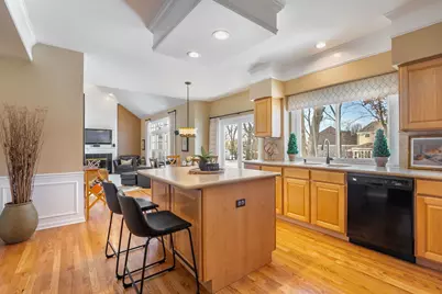 1074 Potomac Court, Grayslake, IL 60030 - Photo 6