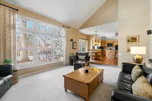 1074 Potomac Ct, Grayslake, IL 60030 - Photo 12