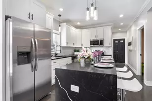 6101 S Maplewood Ave, Chicago, IL 60629 - Photo 6