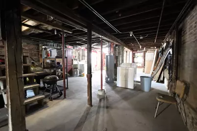 2440 S Oakley Avenue, Chicago, IL 60608 - Photo 22