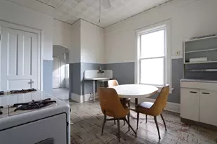 2440 S Oakley Ave, Chicago, IL 60608 - Photo 18