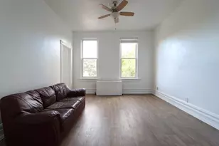 2440 S Oakley Ave, Chicago, IL 60608 - Photo 16