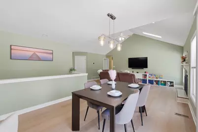 296 Charlotte Avenue, Crystal Lake, IL 60014 - Photo 16