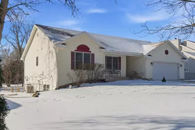 296 Charlotte Avenue, Crystal Lake, IL 60014 - Photo 2