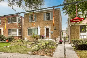 5713 N Francisco Ave, Chicago, IL 60659 - Photo 1