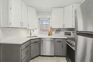 20 N Highland Ave, Lombard, IL 60148 - Photo 12