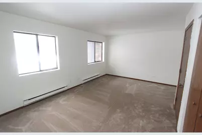 419 Berkshire Drive #13, Crystal Lake, IL 60014 - Photo 4