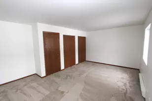 419 Berkshire Dr, Crystal Lake, IL 60014 - Photo 6