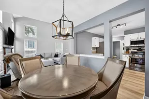 2069 Peach Tree Ln, Algonquin, IL 60102 - Photo 8