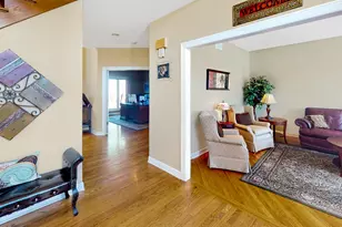 51 Crestview Dr, Oswego, IL 60543 - Photo 6