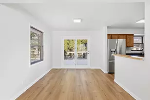 920 Gerald Ave, South Elgin, IL 60177 - Photo 6