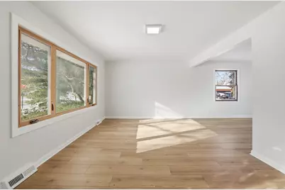 920 Gerald Avenue, South Elgin, IL 60177 - Photo 4