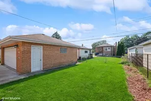 10012 S Komensky Ave, Oak Lawn, IL 60453 - Photo 22