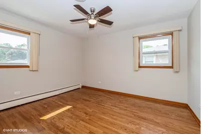 10012 S Komensky Avenue, Oak Lawn, IL 60453 - Photo 18