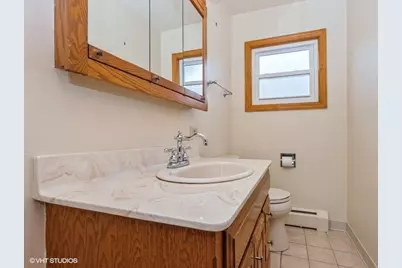 10012 S Komensky Avenue, Oak Lawn, IL 60453 - Photo 12