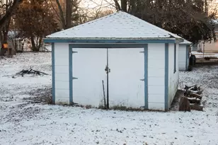 7913 S Oak St, Dixon, IL 61021 - Photo 24