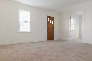 7913 S Oak St, Dixon, IL 61021 - Photo 6