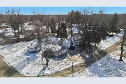 7913 S Oak Street, Dixon, IL 61021 - Photo 28