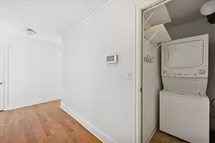 1 Oak Brook Club Dr, Oak Brook, IL 60523 - Photo 14