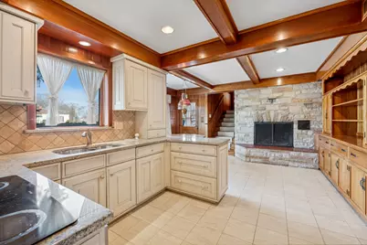 787 E Golf Road, Des Plaines, IL 60016 - Photo 2