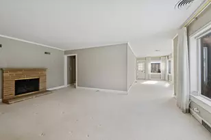 787 E Golf Rd, Des Plaines, IL 60016 - Photo 8