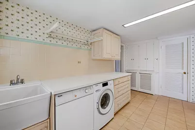 787 E Golf Road, Des Plaines, IL 60016 - Photo 18