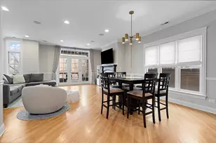 723 W Diversey Pkwy, Chicago, IL 60614 - Photo 2