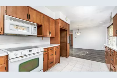 415 W Columbia Avenue, Stockton, IL 61085 - Photo 4