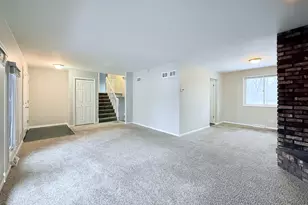 15613 Calumet Dr, South Holland, IL 60473 - Photo 6