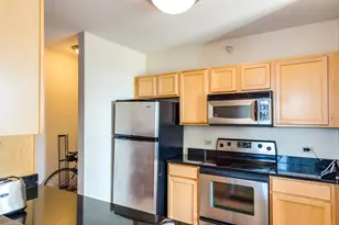 222 N Columbus Dr, Chicago, IL 60601 - Photo 4