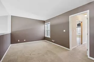 858 Old Checker Rd, Buffalo Grove, IL 60089 - Photo 14