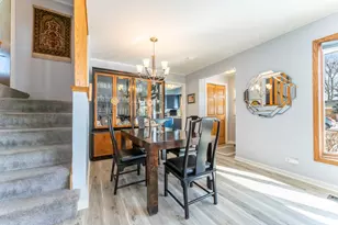 8832 Osceola Ave, Morton Grove, IL 60053 - Photo 4
