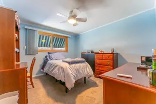 8832 Osceola Ave, Morton Grove, IL 60053 - Photo 16