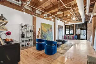 2401 W Ohio St, Chicago, IL 60612 - Photo 2