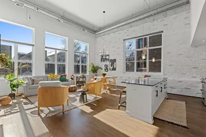 [Address not provided], Chicago, IL 60657 - Photo 2