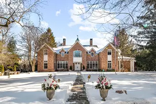 1070 Fisher Ln, Winnetka, IL 60093 - Photo 1