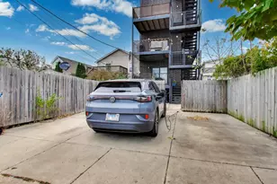 3320 N Narragansett Ave, Chicago, IL 60634 - Photo 18