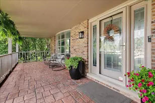 118 Beechcraft Dr, New Lenox, IL 60451 - Photo 4