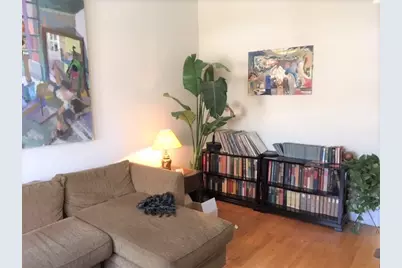 1749 W Barry Avenue, Chicago, IL 60657 - Photo 12