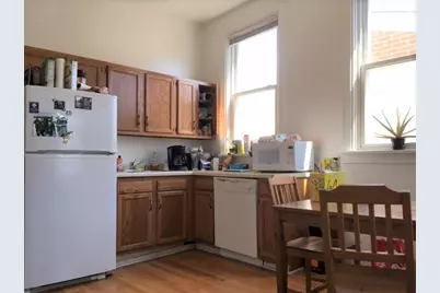 1749 W Barry Avenue, Chicago, IL 60657 - Photo 16