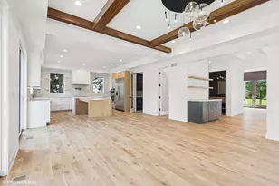 936 S Mitchell Ave, Elmhurst, IL 60126 - Photo 12