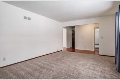 346 Whittemore Drive, South Beloit, IL 61080 - Photo 6