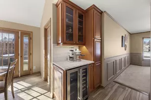 1402 Cherry Dr, Batavia, IL 60510 - Photo 14