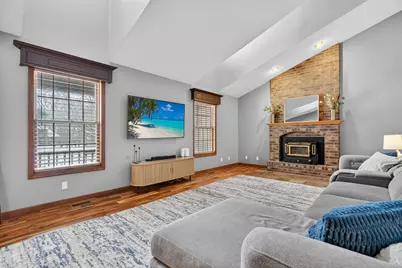 3727 Cherokee Drive, Johnsburg, IL 60051 - Photo 2