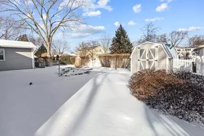 620 Chelmsford Lane, Elk Grove Village, IL 60007 - Photo 22